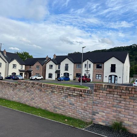 Glynn Village Larne Luaran gambar