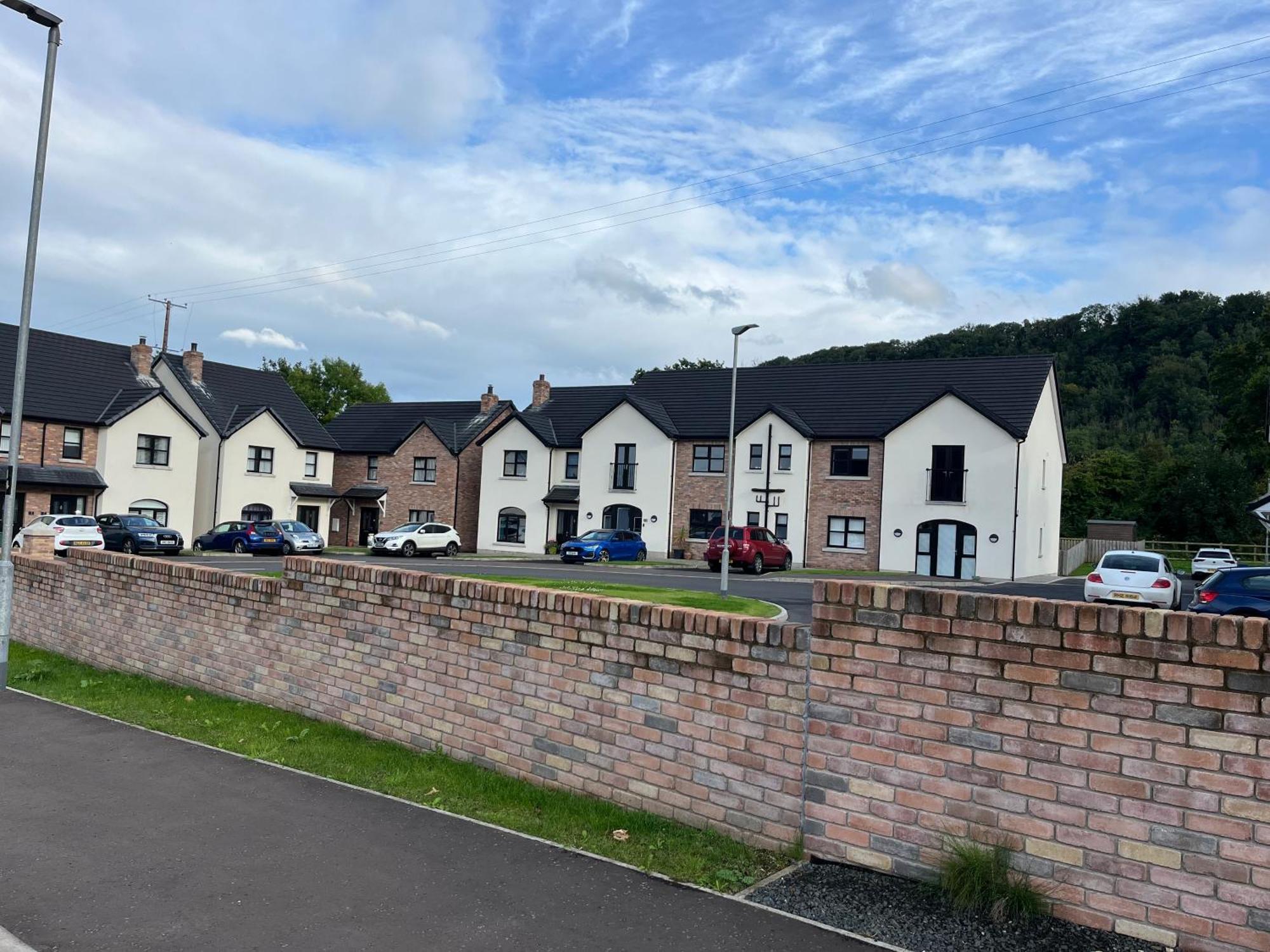 Glynn Village Larne Luaran gambar