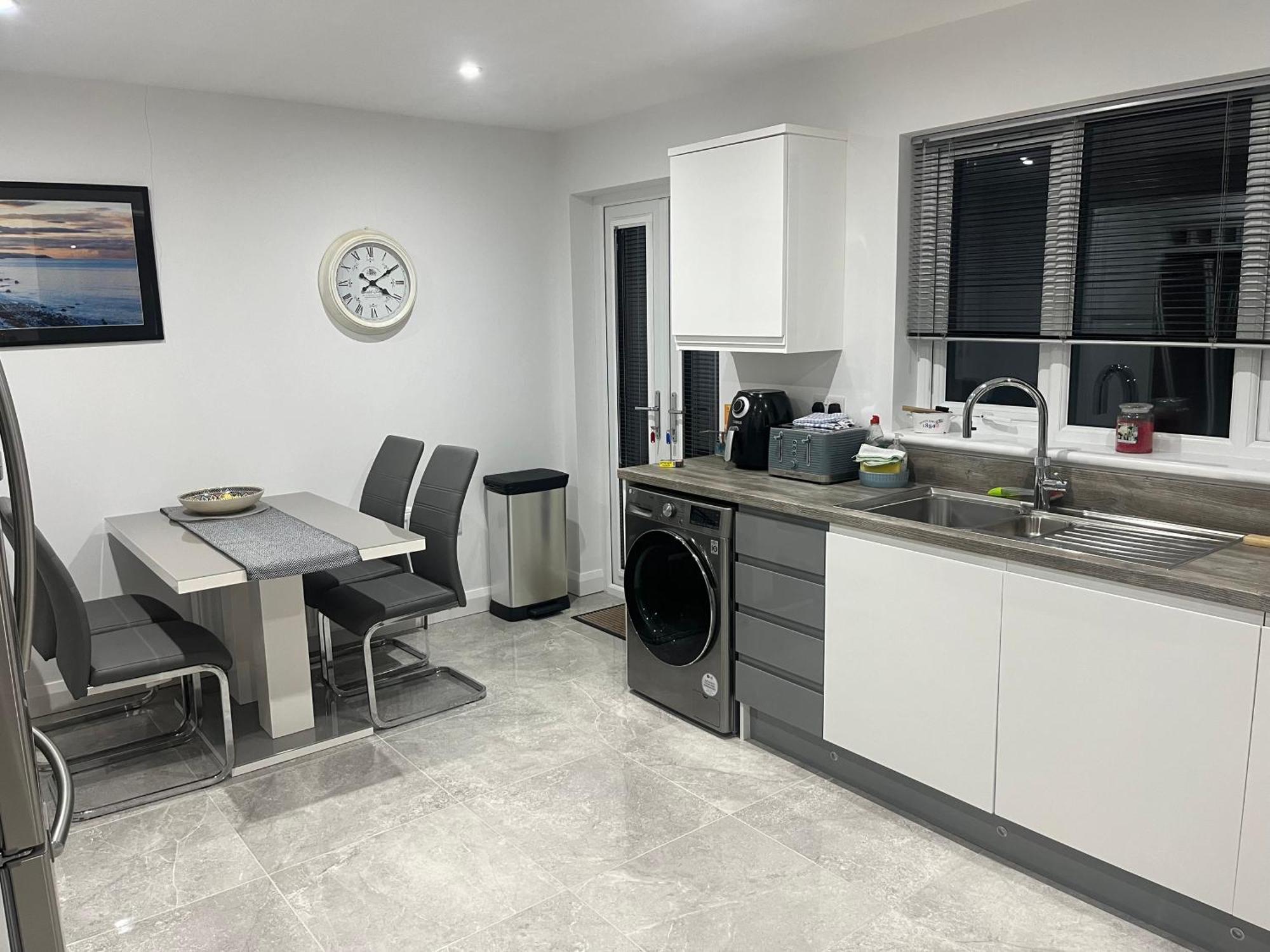 Glynn Village Larne Luaran gambar
